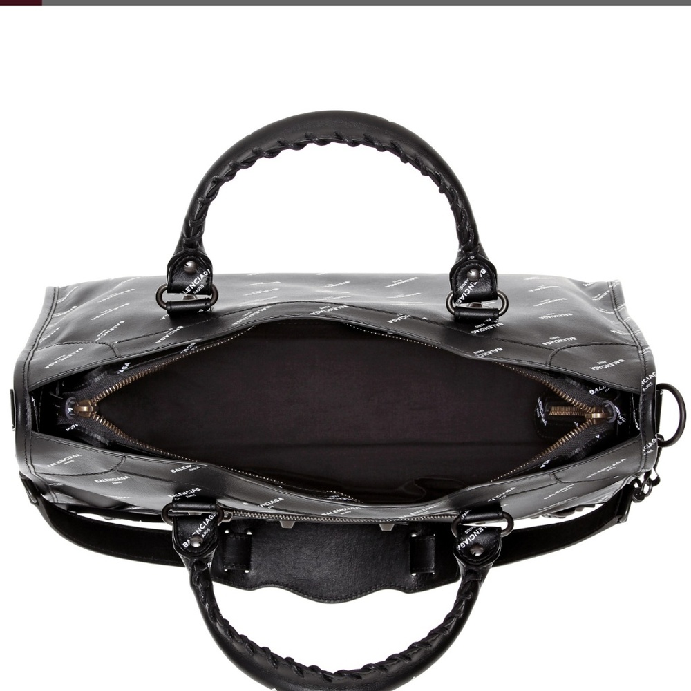 SOLD ON I G Balenciaga bag - Picture 2 of 8